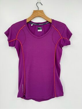 Icebreaker Merino GT Short Sleeve V Neck in Purple Contrast Stitch Size S
